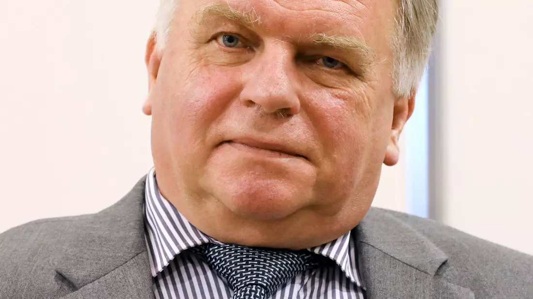 Günther Krause (CDU), ehemaliger Bundesverkehrsminister, aufgenommen auf dem CDU-Landesparteitag. - Bild: Bernd Wüstneck/dpa-Zentralbild/dpa