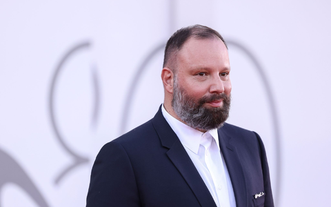 Der griechische Regisseur Yorgos Lanthimos bei der Premiere seines Films «Poor Things» in Venedig. - Foto: Vianney Le Caer/Invision/AP/dpa