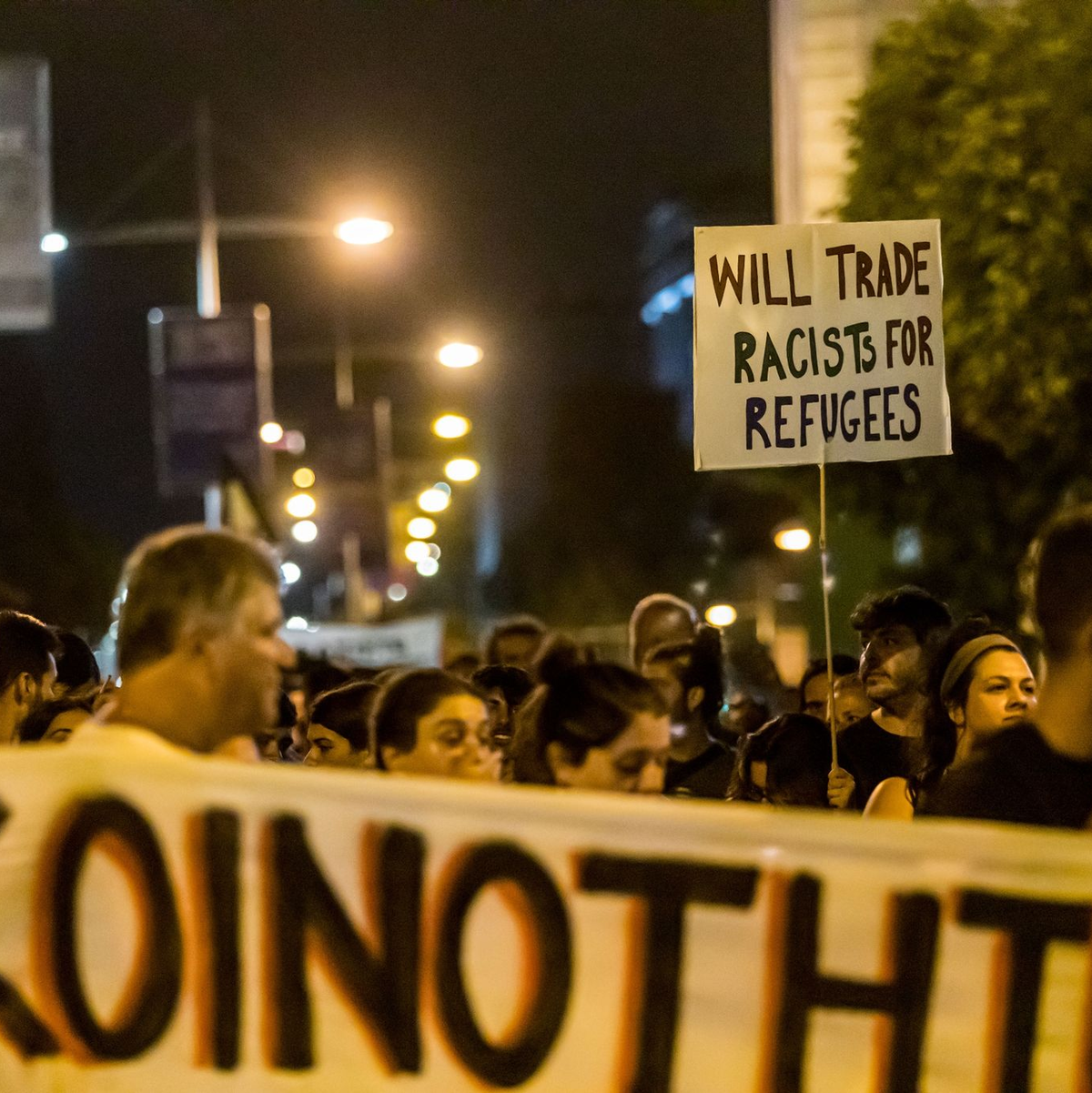 Demonstranten wehren sich gegen den Rassismus auf Zypern. - Foto: Kostas Pikoulas/ZUMA Press Wire/dpa