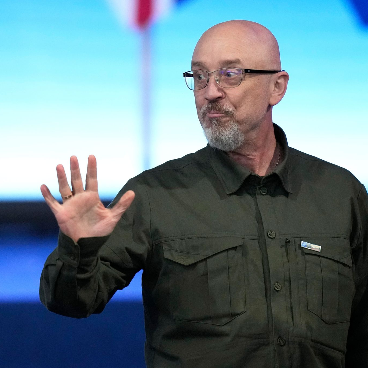 Der ukrainische Präsident Selenskyj wechselt seinen Verteidigungsminister Olexij Resnikow aus. - Foto: Pavel Golovkin/AP/dpa