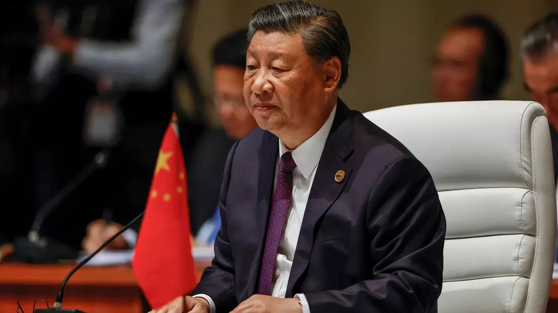 Will nicht selbst zum G20-Gipfel nach Indien reisen: Chinas Präsident Xi Jinping. - Bild: Gianluigi Guercia/Pool AFP/AP/dpa