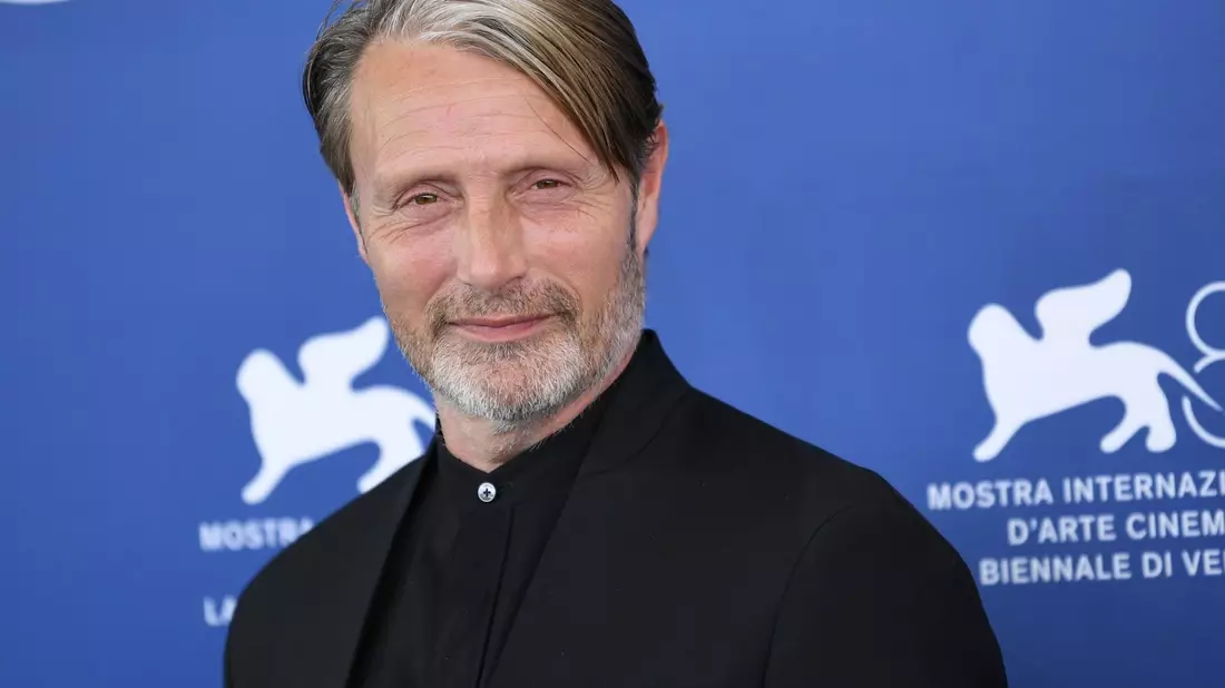 Der dänische Schauspieler Mads Mikkelsen in Venedig. - Bild: Jin Mamengni/XinHua/dpa