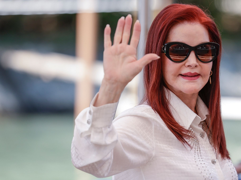 Priscilla Presley bei den Filmfestspielen in Venedig. - Foto: Vianney Le Caer/Invision/AP/dpa