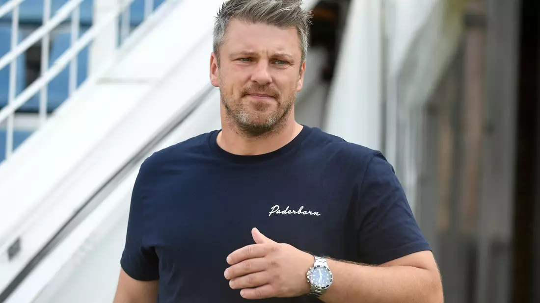 Der SC Paderborn steht zu Trainer Lukas Kwasniok. - Bild: Michael Schwartz/dpa