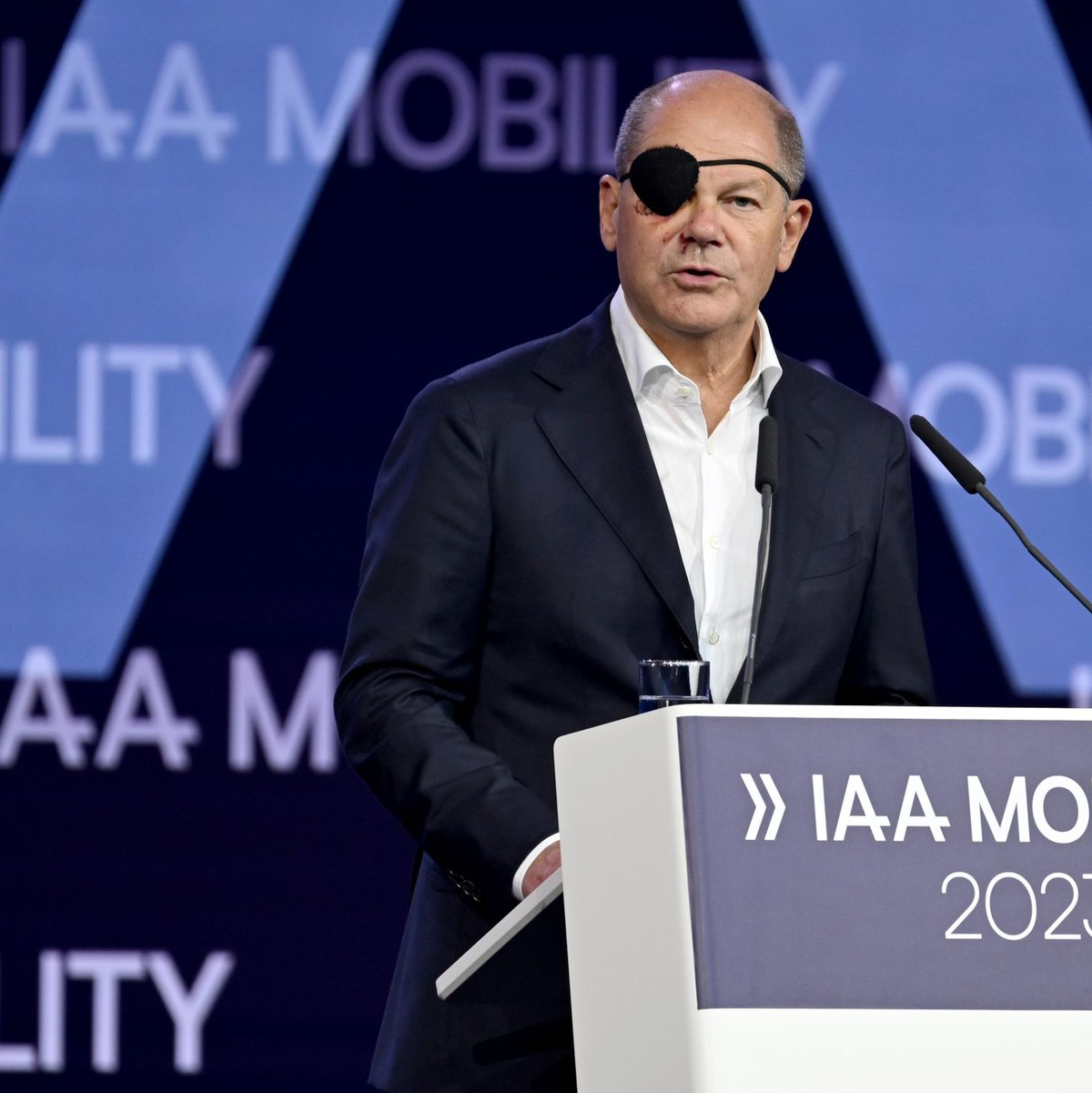 Bundeskanzler Olaf Scholz (SPD) bei der Eröffnung der IAA in München. - Foto: Sven Hoppe/dpa