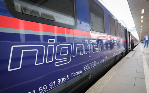 Nach der Abkehr vom Nachtzug vor rund zehn Jahren arbeitet die Deutsche Bahn derzeit an einer Trendwende. - Foto: Christian Charisius/dpa Nach der Abkehr vom Nachtzug vor rund zehn Jahren arbeitet die Deutsche Bahn derzeit an einer Trendwende. - Foto: Christian Charisius/dpa