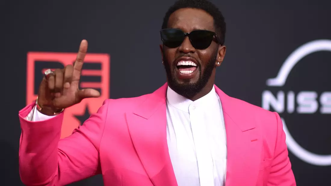 US-Rapper Sean «Diddy» Combs kann sich bald eine weitere Auszeichnung ins Regal stellen. Er wird bei den diesjährigen MTV Video Music Awards mit dem «Global Icon Award» geehrt. - Bild: Richard Shotwell/Invision via AP/dpa