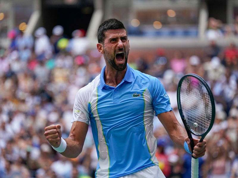 Novak Djokovic ist erneut ins Halbfinale bei den US Open eingezogen. - Foto: Seth Wenig/AP/dpa