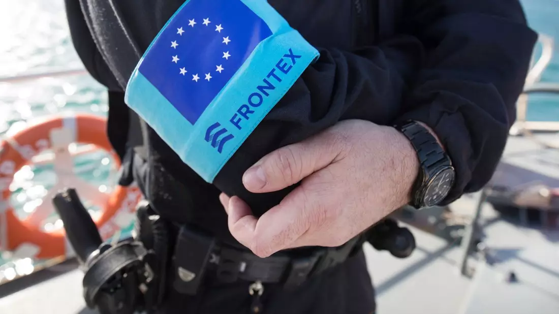 Laut EU-Gericht habe Frontex bei den Rückkehraktionen lediglich den Auftrag, die EU-Staaten technisch und operativ zu unterstützen befolgt. - Bild: Christian Charisius/dpa