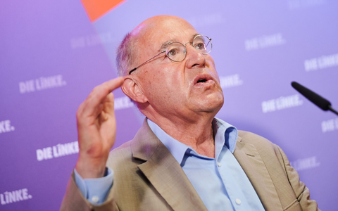 Gregor Gysi glaubt nicht, dass Wagenknecht bei der Bundestagswahl 2025 erfolgreich wÀre. - Foto: Annette Riedl/dpa Gregor Gysi glaubt nicht, dass Wagenknecht bei der Bundestagswahl 2025 erfolgreich wÀre. - Foto: Annette Riedl/dpa