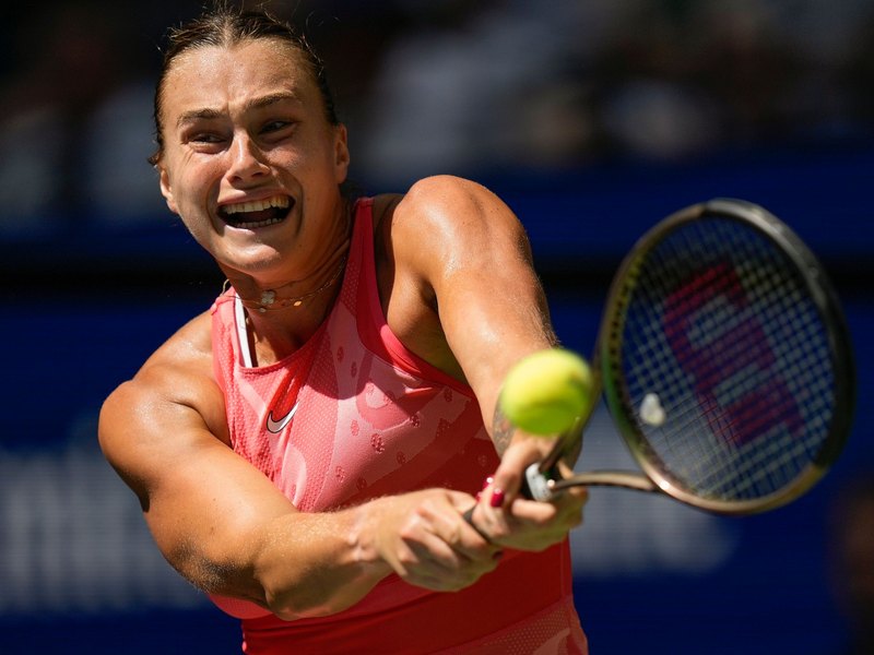 Nach den US Open wird Aryna Sabalenka die neue Nummer 1 der Tennis-Welt. In New York trumpft die Belarussin weiter groß auf. - Foto: Seth Wenig/AP/dpa