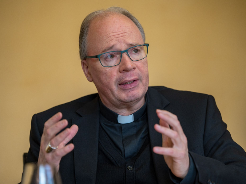 Hatte sich bereits bei der Frau entschuldigt und eine Unterlassungserklärung unterzeichnet: Stephan Ackermann. - Foto: Harald Tittel/dpa