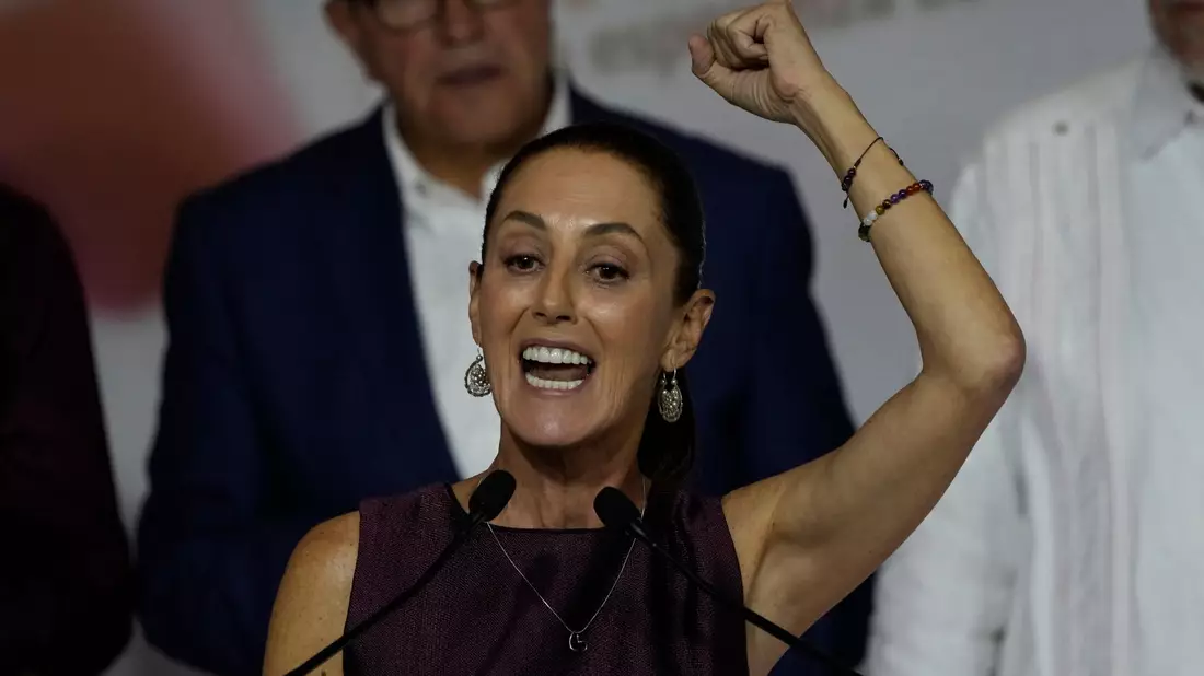 Claudia Sheinbaum, Ex-Regierungschefin der Hauptstadt Mexiko-Stadt, tritt bei der Präsidentschaftswahl 2024 in Mexiko für ein Drei-Parteien-Bündnis an. - Bild: Fernando Llano/AP