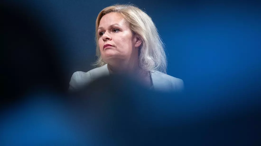 Bundesinnenministerin Nancy Faeser (SPD). - Bild: Boris Roessler/dpa