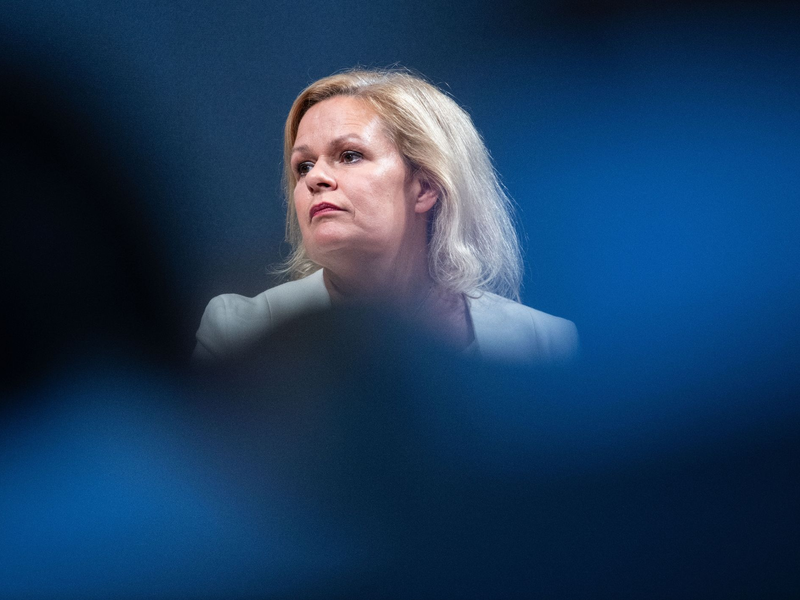 Bundesinnenministerin Nancy Faeser (SPD). - Foto: Boris Roessler/dpa