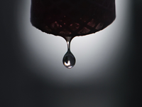 Die Temperatur des Grundwassers spielt eine entscheidende Rolle für die Wasserqualität. - Foto: Sebastian Gollnow/dpa