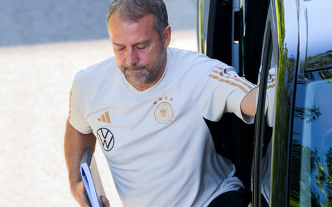 Für Bundestrainer Hansi Flick stehen wegweisende Spiele an. - Foto: Julian Stratenschulte/dpa