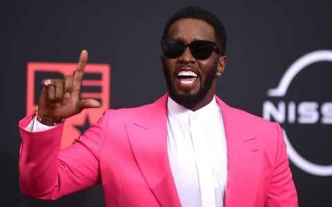 US-Rapper Sean «Diddy» Combs kann sich bald eine weitere Auszeichnung ins Regal stellen. Er wird bei den diesjährigen MTV Video Music Awards mit dem «Global Icon Award» geehrt. - Foto: Richard Shotwell/Invision via AP/dpa
