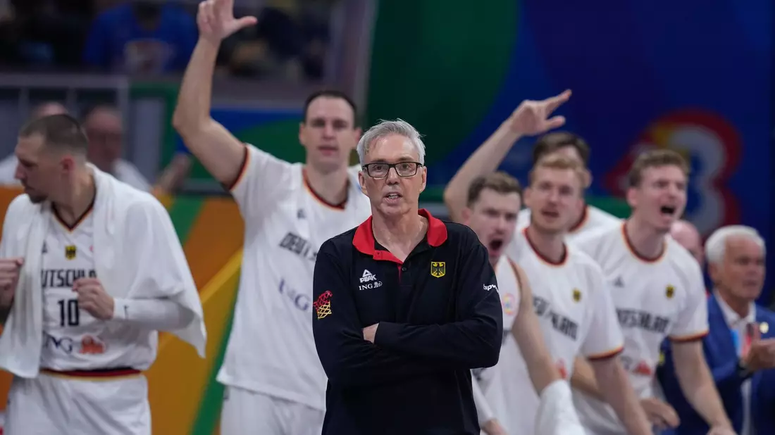 Haben die Schützlinge von Bundestrainer Gordon Herbert eine ernsthafte Chance gegen das US-Starensemble mit zwölf NBA-Stars? - Bild: Michael Conroy/AP/dpa