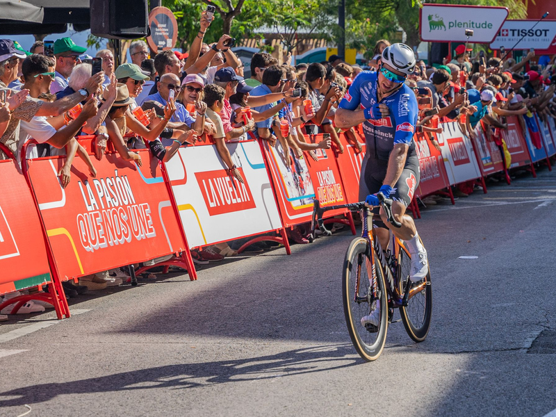 Verpasste den dritten Sprint-Erfolg: Kaden Groves. - Foto: Marc Asensio Clupes/ZUMA Press Wire/dpa