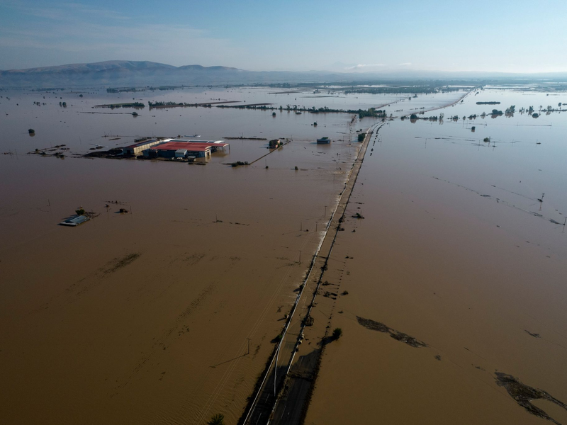 Das Dorf Palamas in Griechenland wurde 2023 schwer von Sturmtief «Daniel» getroffen. (Archivbild)  - Foto: Yorgos Karahalis/dpa