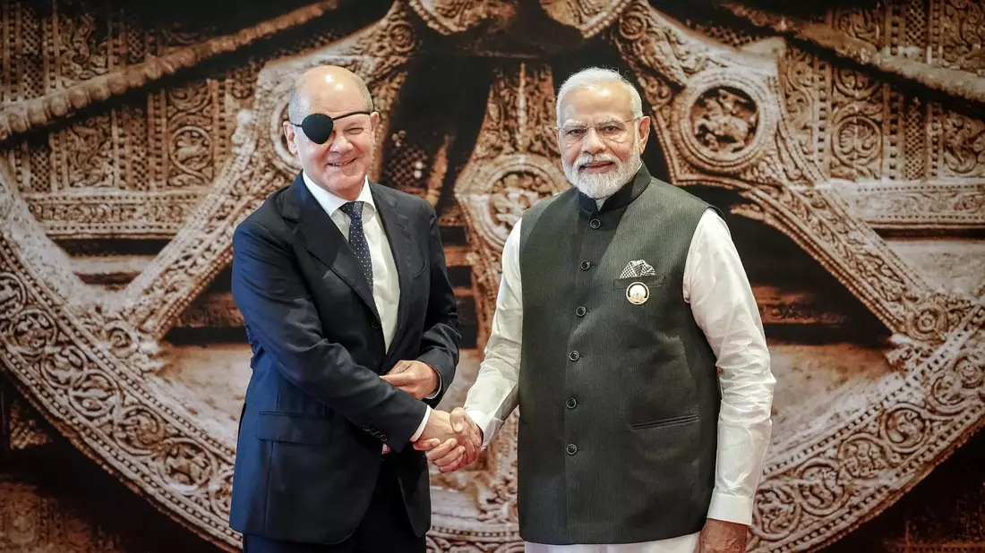 Indiens Premierminister Narendra Modi empfängt Bundeskanzler Olaf Scholz in Neu Delhi. - Bild: Kay Nietfeld/dpa