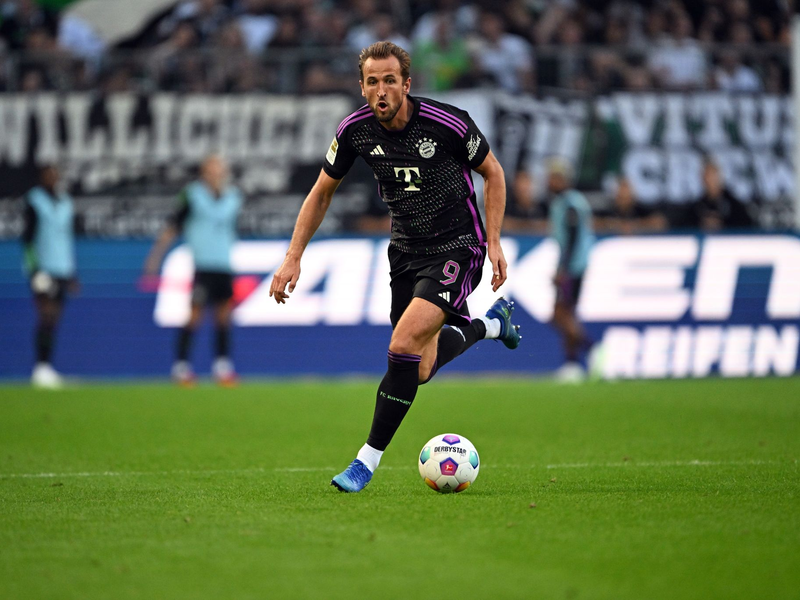 Der neue Bayern-Star Harry Kane sieht den Druck bei den Münchnern positiv. - Foto: Federico Gambarini/dpa