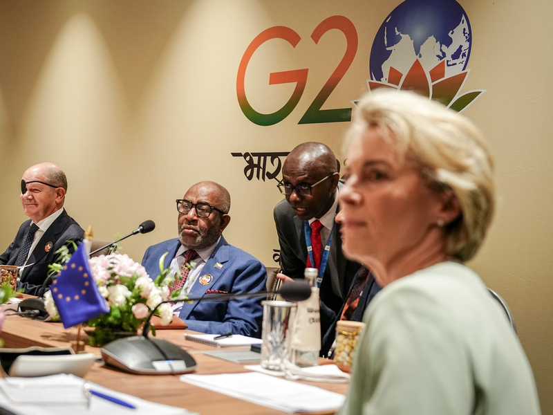 Ursula von der Leyen, Präsidentin der Europäischen Kommission, beim G20-Gipfel. - Foto: Kay Nietfeld/dpa