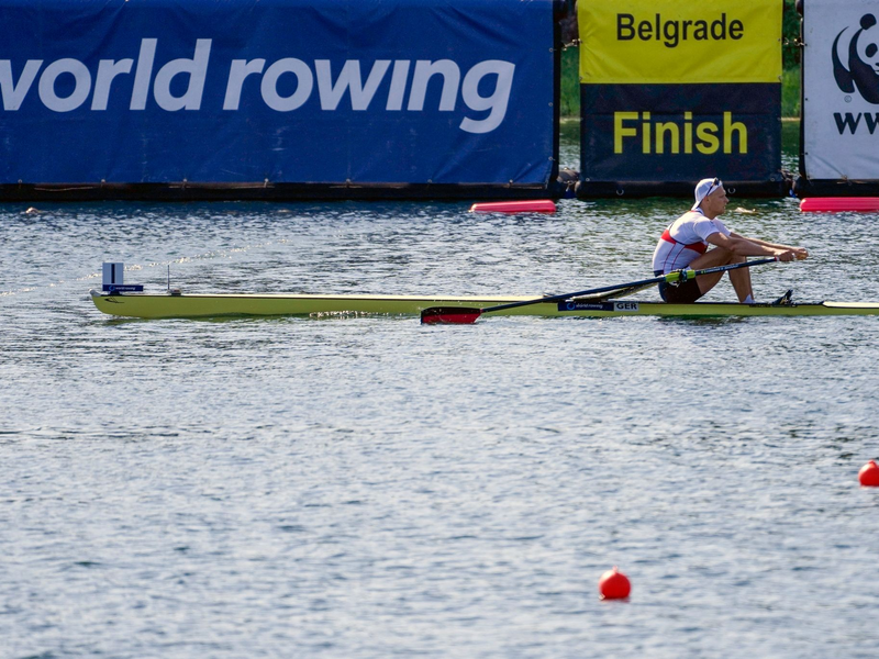 Ruder-Weltmeister im Einer: Oliver Zeidler. - Foto: Darko Vojinovic/AP/dpa