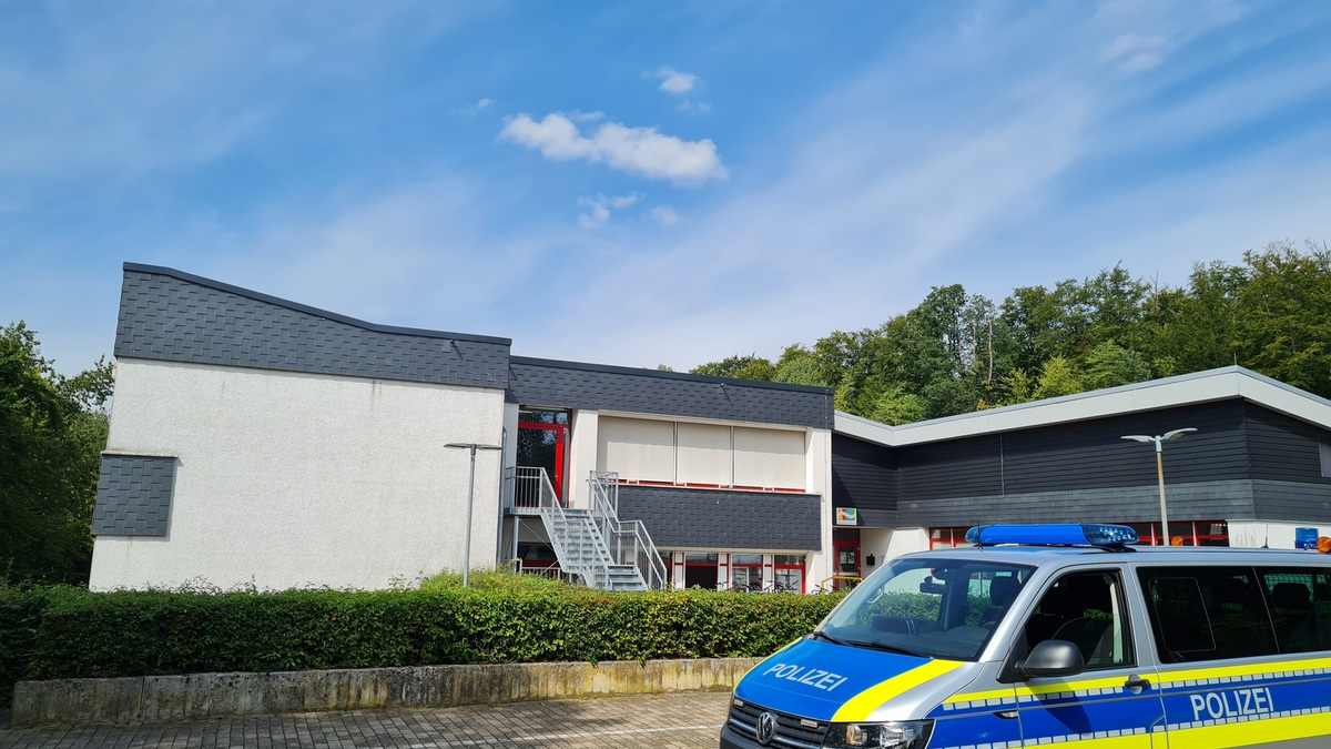 POL-HI: Verfügungseinheit intensiviert Schulwegüberwachung und ahndet Verstöße - Foto: presseportal.de