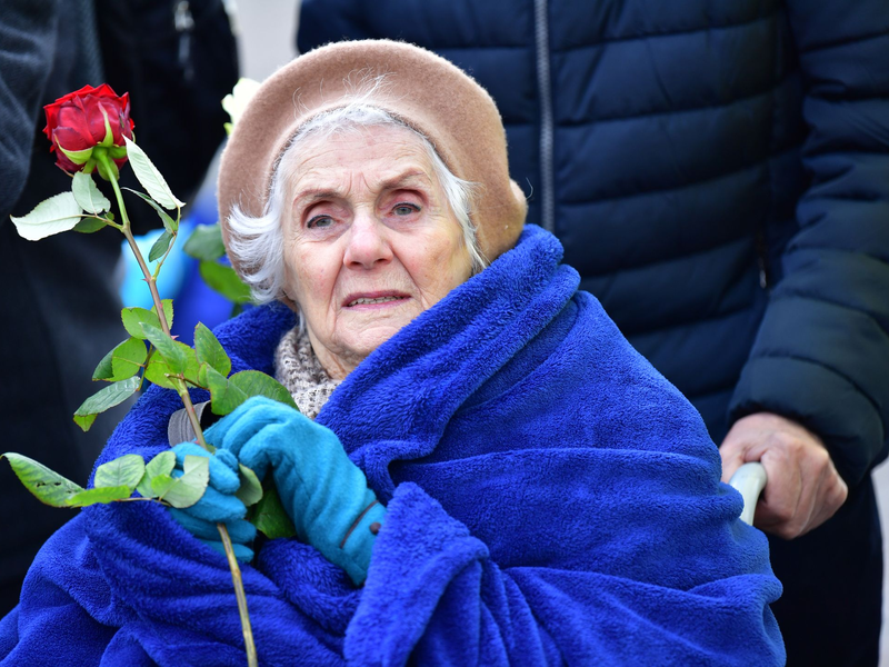 Eva Fahidi wurde als 18-Jährige nach Auschwitz deportiert. - Foto: Martin Schutt/dpa-Zentralbild/dpa