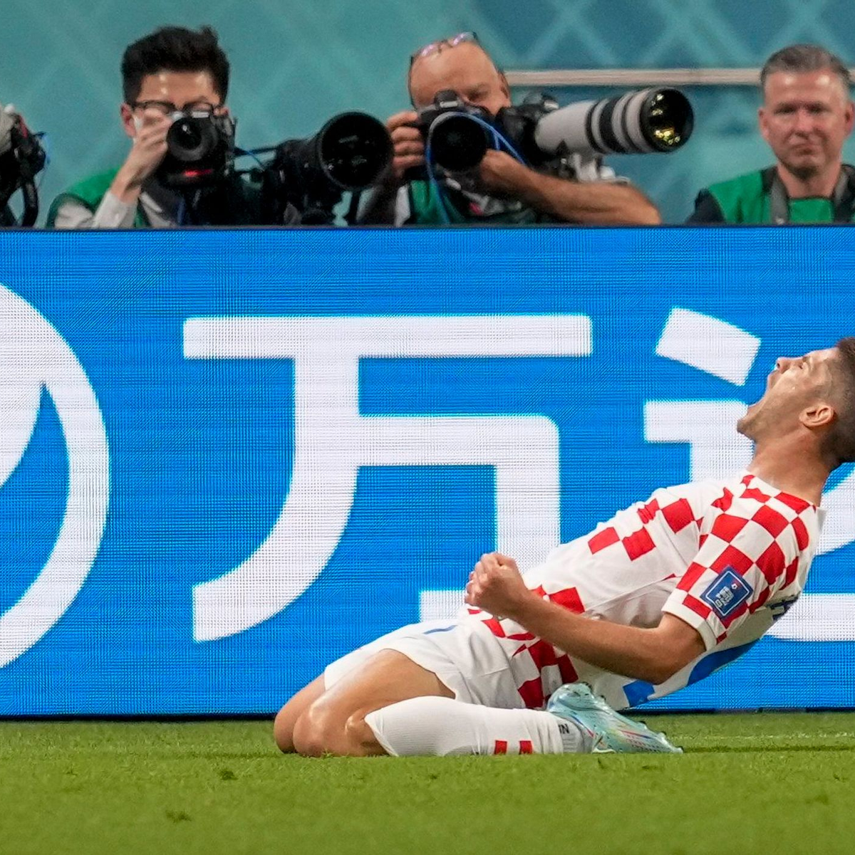 Sicherte Kroatien mit seinem Tor in Armenien den Sieg: Andrej Kramaric. - Foto: Aijaz Rahi/AP/dpa/Archivbild
