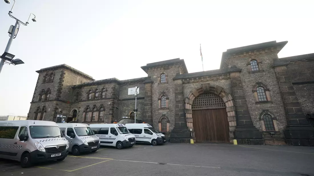 Die Haftanstalt Wandsworth, aus der ein britischer Soldat, der auf seinen Prozess wegen Terrorverdachts wartete, ausgebrochen war. - Bild: Yui Mok/PA Wire/dpa