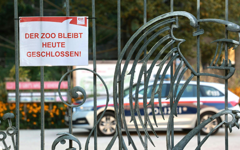 Nach dem Tod einer Pflegerin bleibt der Zoo Salzburg am Dienstag geschlossen. - Foto: Franz Neumayr/APA/dpa