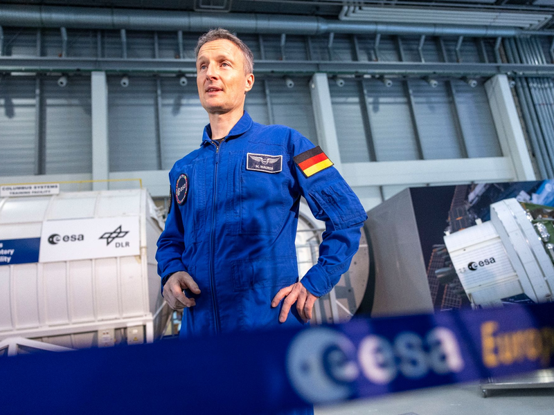 Matthias Maurer im Astronautenzentrum der Europäischen Weltraumorganisation ESA. - Foto: Thomas Banneyer/dpa