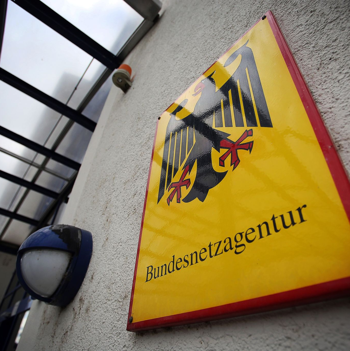 Die Bundesnetzagentur kündigt einen Verzicht an. - Foto: picture alliance / dpa