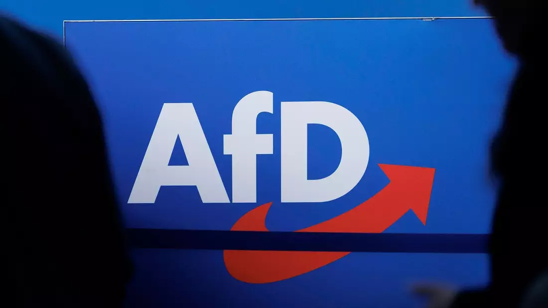 Bei der Parteifinanzierung der NPD greift das Bundesverfassungsgericht nun durch - das wirkt sich auch auf die aktuelle Debatte über die AfD aus. - Bild: Carsten Koall/dpa