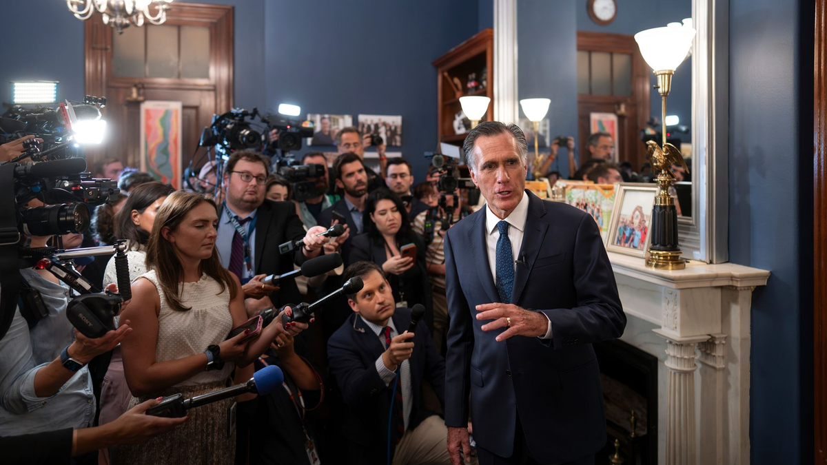Mitt Romney, republikanischer Senator von Utah, wird 2024 nicht zur Wiederwahl antreten. - Foto: J. Scott Applewhite/AP