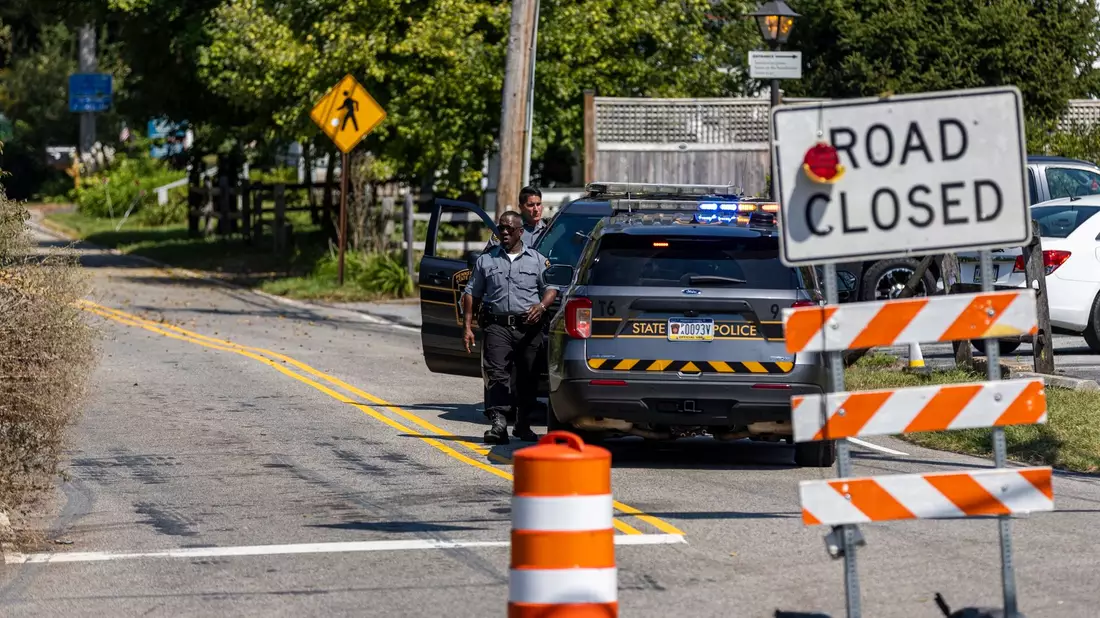 Beamte der Pennsylvania State Police während der Suche nach dem entflohenen Häftling. - Bild: Tyger Williams/The Philadelphia Inquirer/AP/dpa