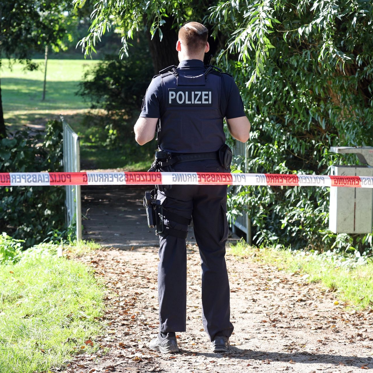 Bei Neubrandenburg wurde ein Sechsjähriger tot aufgefunden - die Polizei ermittelt wegen Totschlags. - Foto: Bernd Wüstneck/dpa