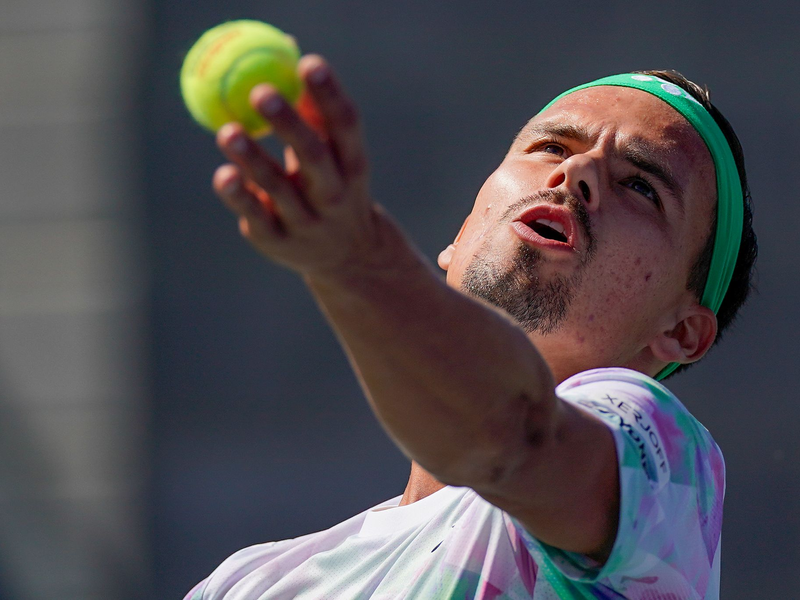 Brachte die DTB-Auswahl in Bosnien in Führung: Daniel Altmaier. - Foto: Eduardo Munoz Alvarez/AP/dpa/Archivbild