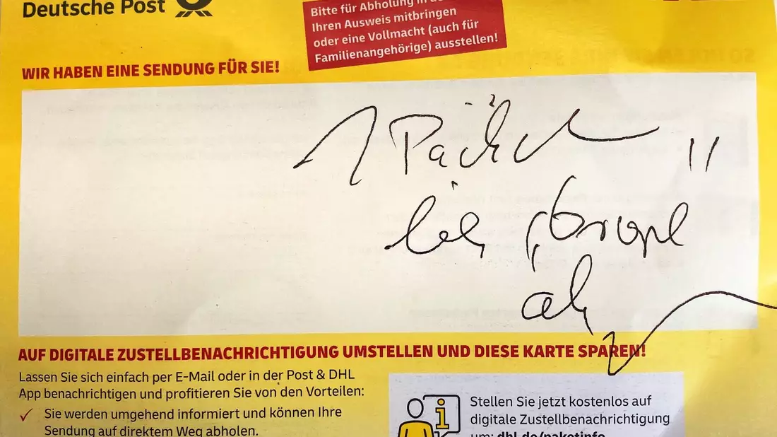 Viele Kunden in Deutschland sind mit der Zustellung ihrer Briefe und Pakete unzufrieden. - Bild: Caroline Bock/dpa