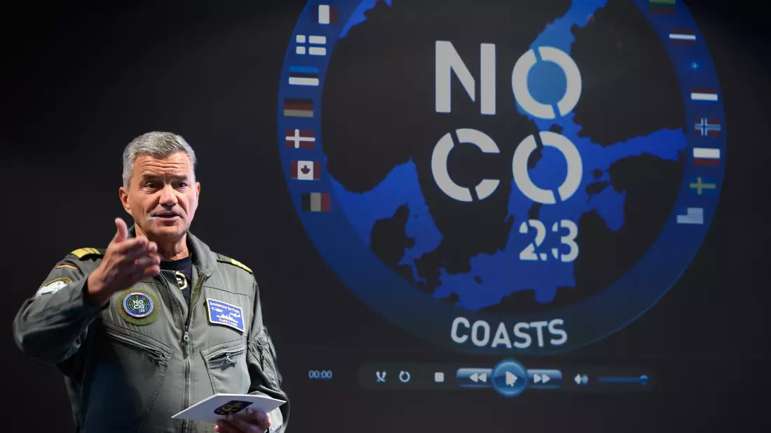 Vize-Admiral Frank Lenski ist Befehlshaber der deutschen Flotte und Unterstützungskräfte. Das maritime Großmanöver «Northern Coasts 23» vor der Küste Lettlands läuft unter deutscher Führung bis zum 23.09.2023. - Bild: Bernd von Jutrczenka/dpa