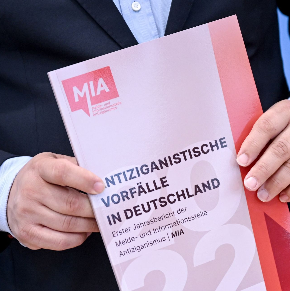 Vorstellung des Jahresberichts der Melde- und Informationsstelle Antiziganismus (MIA) 2022. - Foto: Britta Pedersen/dpa