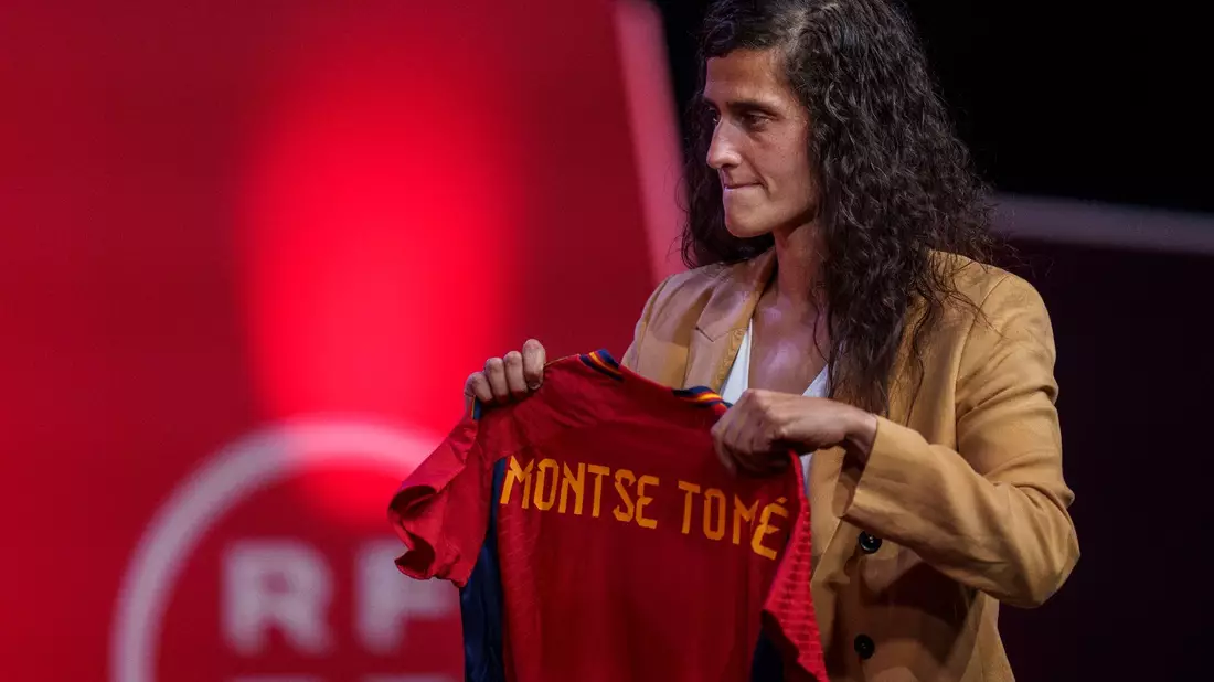 Montse Tomé ist neue Trainerin der spanischen Frauen-Nationalmannschaft. - Bild: Manu Fernandez/AP/dpa