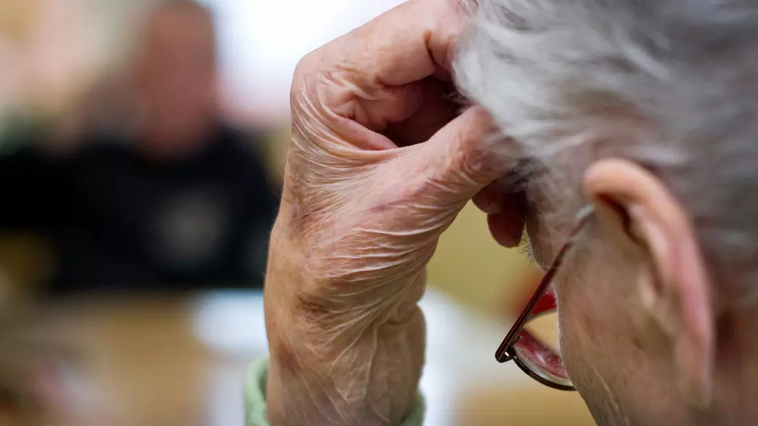 Am 21. September ist Welt-Alzheimertag. - Bild: Patrick Pleul/dpa-Zentralbild/dpa-tmn