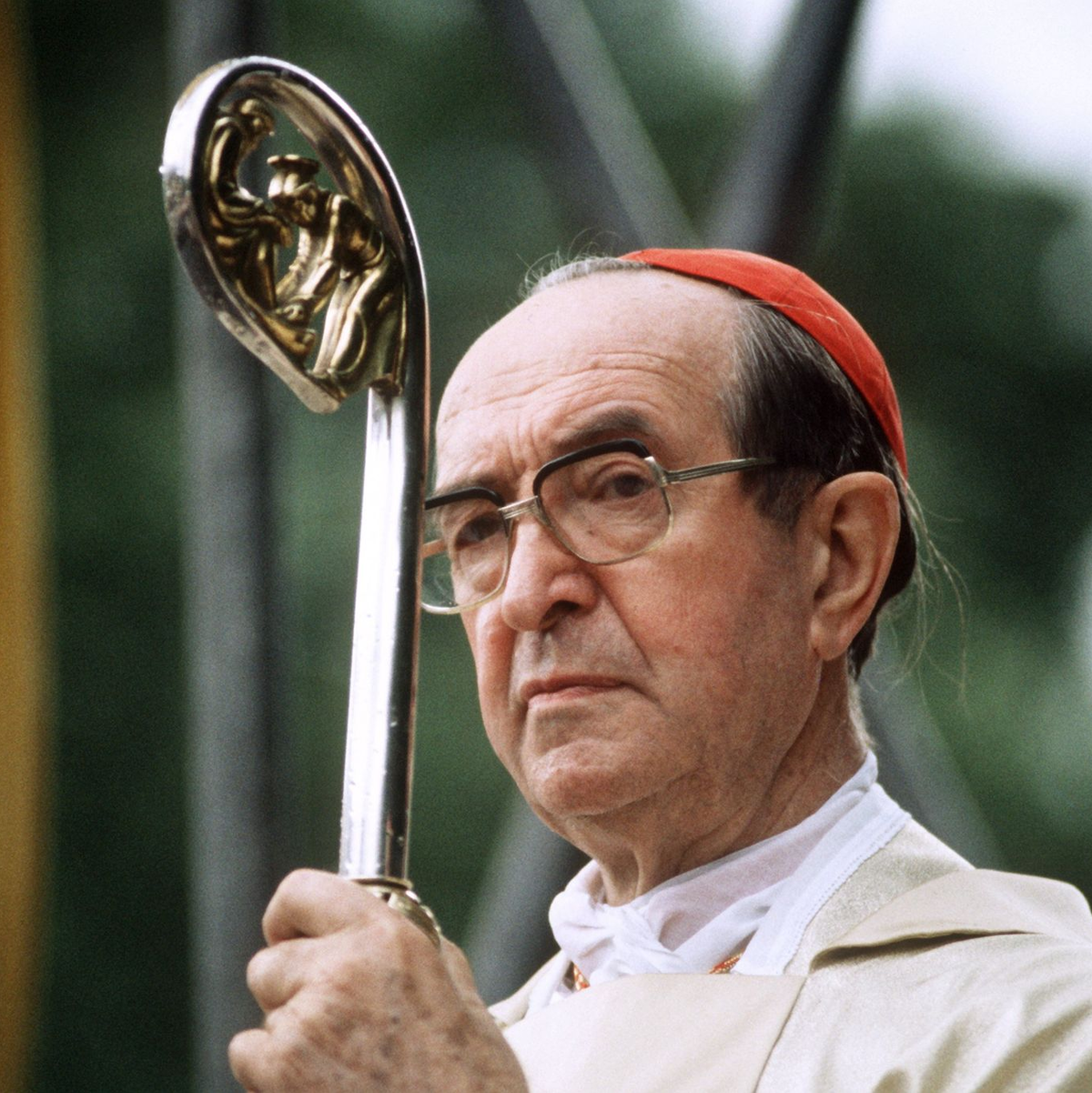 Die katholische Kirche untersucht Missbrauchsvorwürfe gegen den Gründungsbischof des Ruhrbistums und späteren Kardinal Franz Hengsbach (1910-1991). - Foto: Fritz Fischer/dpa