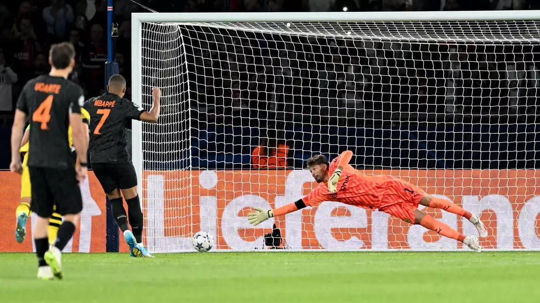 Kylian Mbappé erzielt per Elfmeter den Treffer zum 1:0 für von Paris Saint-Germain. - Bild: Federico Gambarini/dpa