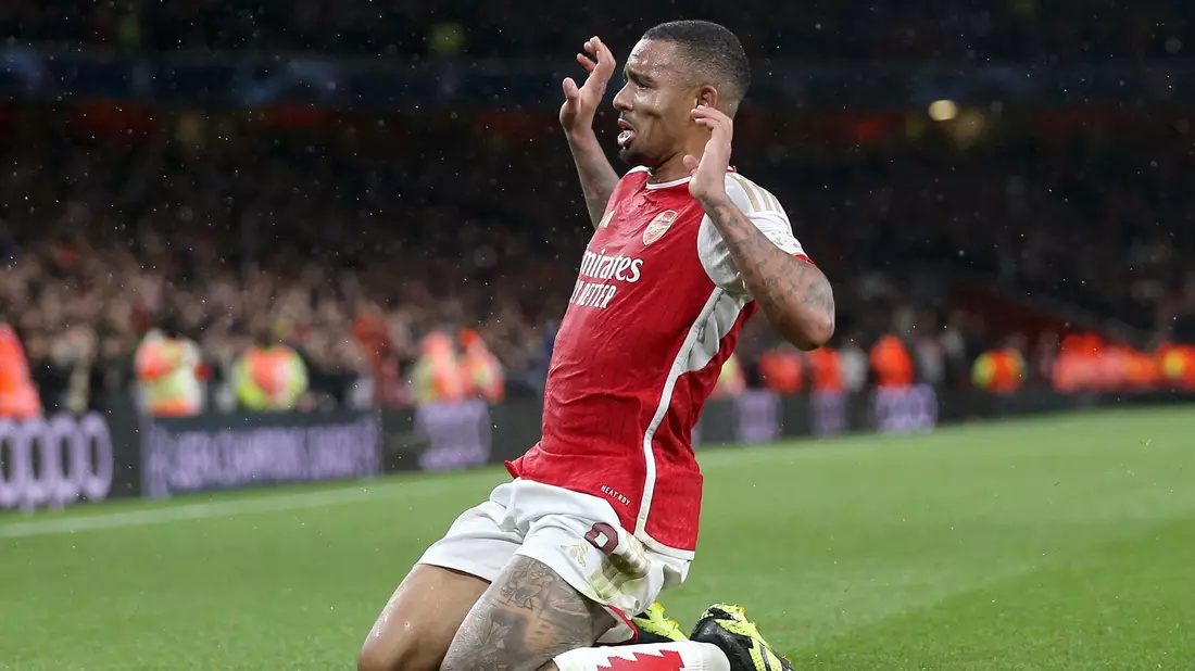 Arsenals Gabriel Jesus jubelt nach seinem Tor zum 3:0 gegen den PSV Eindhoven. - Bild: Nigel French/PA Wire/dpa