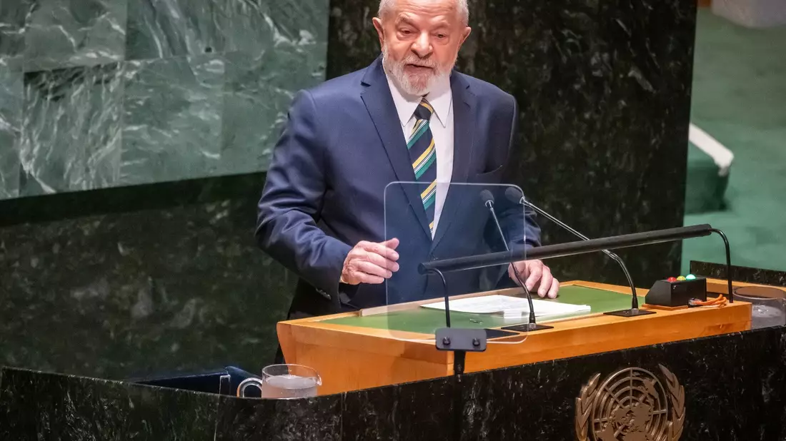 Ähnlich wie andere linke Staatschefs in Lateinamerika kritisiert Brasiliens Präsident Lula den russischen Angriffskrieg gegen die Ukraine zwar, hält sich mit deutlichen Worten gegenüber Moskau aber zurück. - Bild: Michael Kappeler/dpa